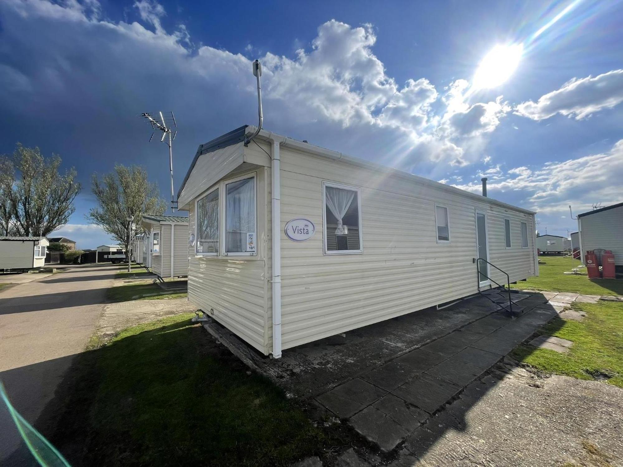 Lovely 8 Berth Caravan At St Osyth Beach Holiday Park Ref 28101G クラクトン・オン・シー エクステリア 写真
